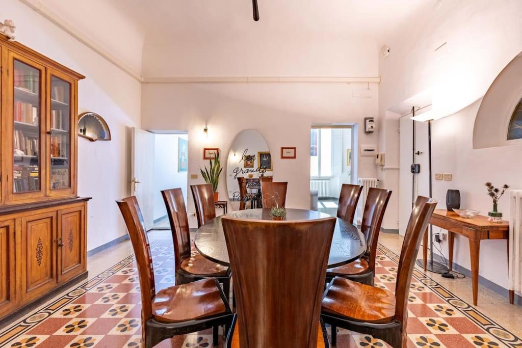 Academia Of Davide Spacious Apartment Florenz Exterior foto
